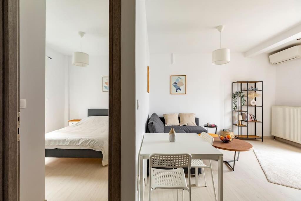 2 Bedroom Luxury Apartment Солун Екстериор снимка